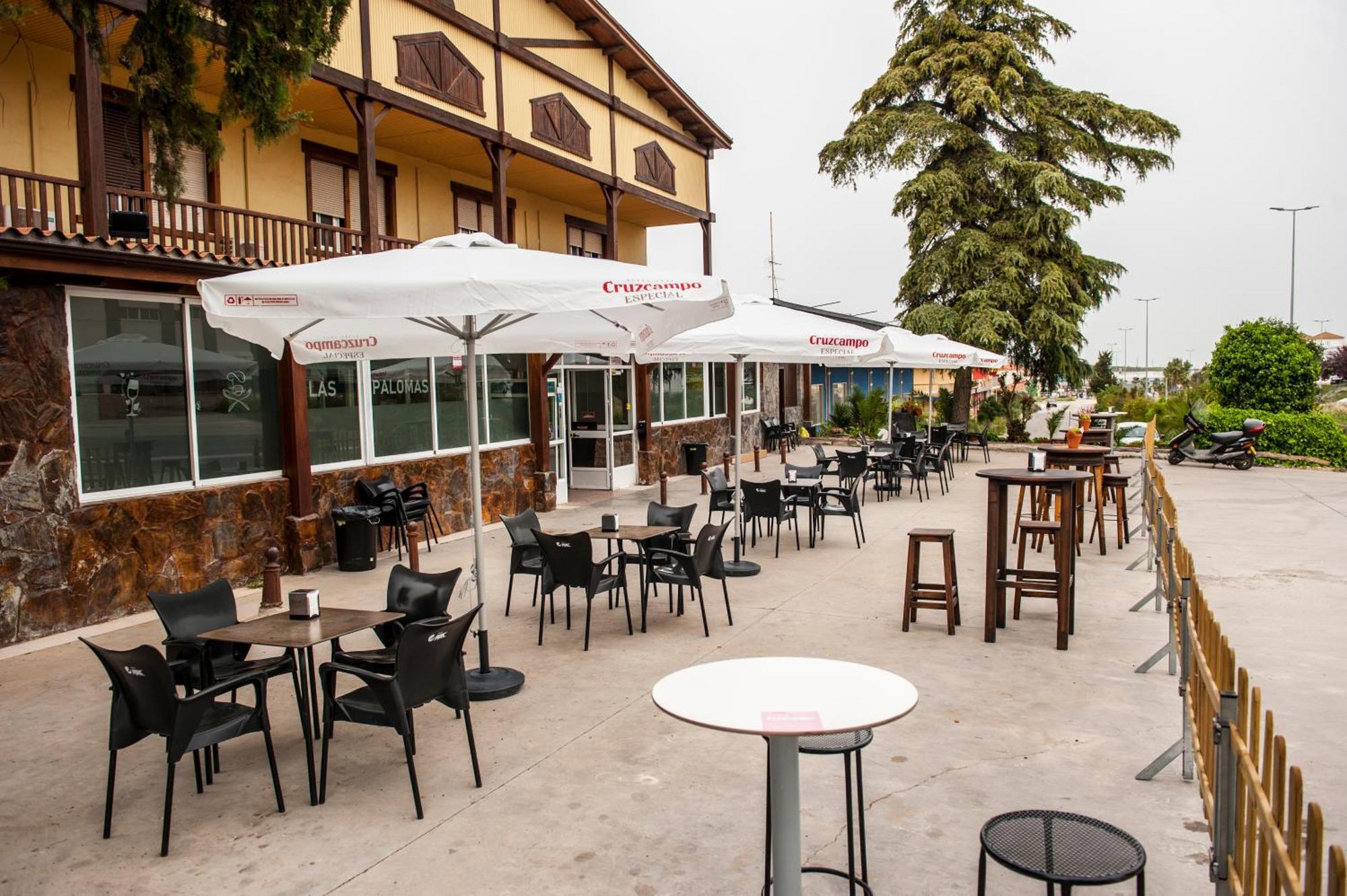 Hostal Las Palomas Lucena Exterior photo